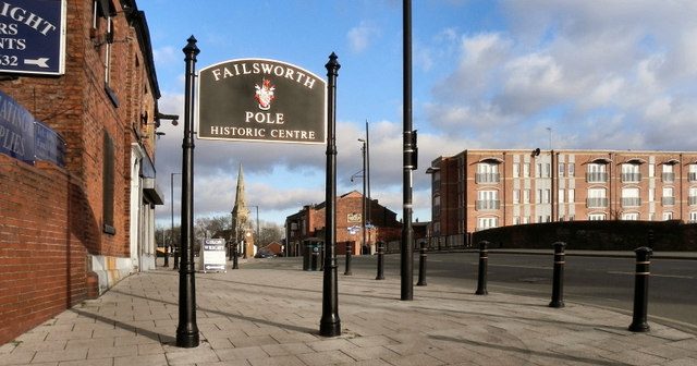 painter and decorator in Failsworth
